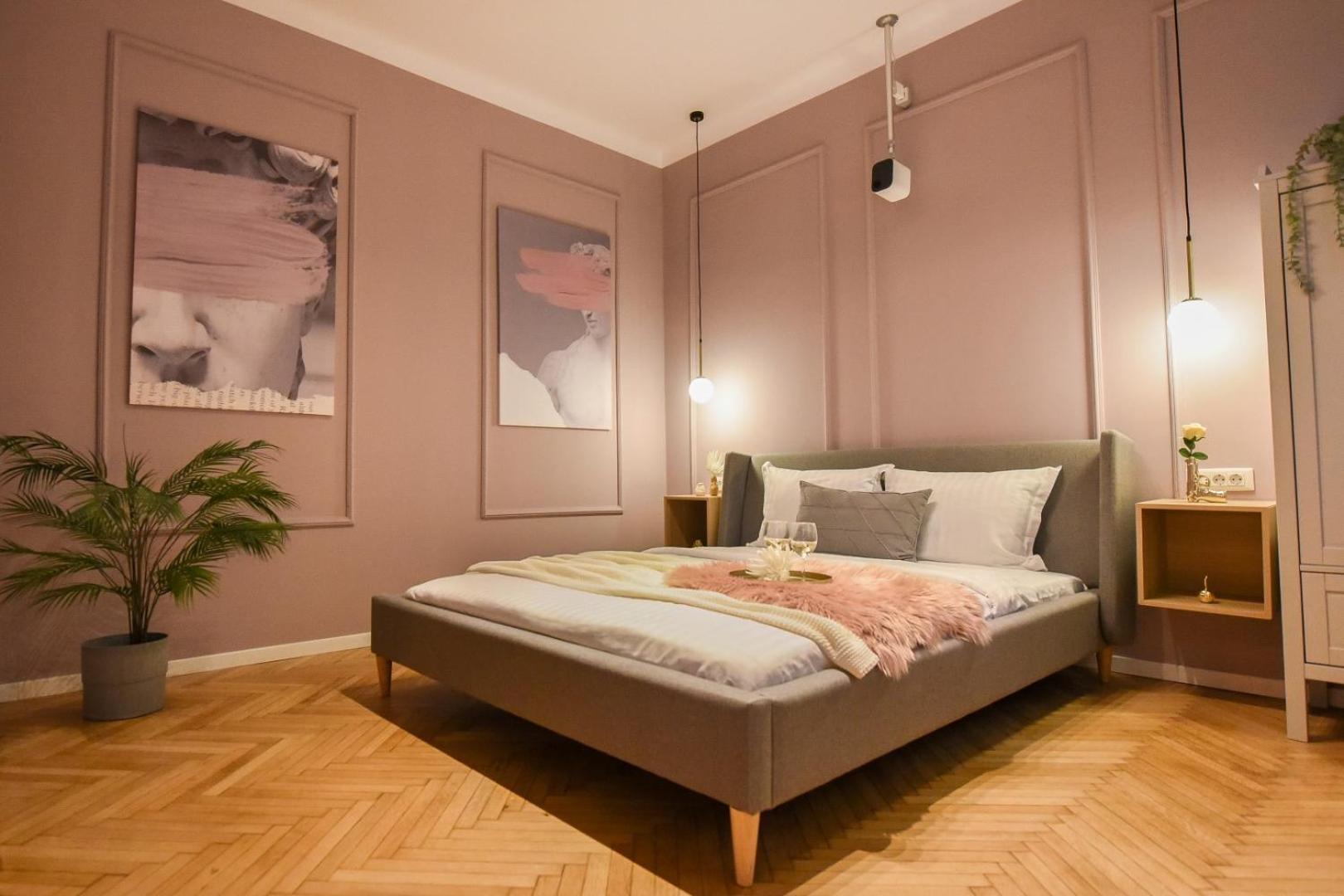 Modern Stay - Central Studios With Wall Projector Near Radisson Bucharest Luaran gambar